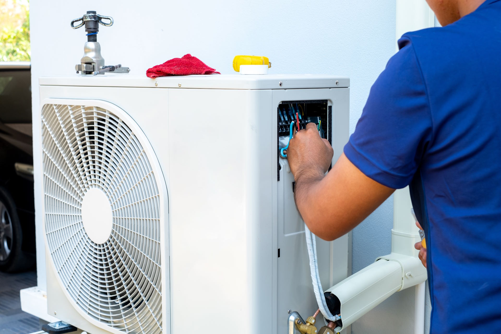 Electrical checks on outdoor heat pump unit